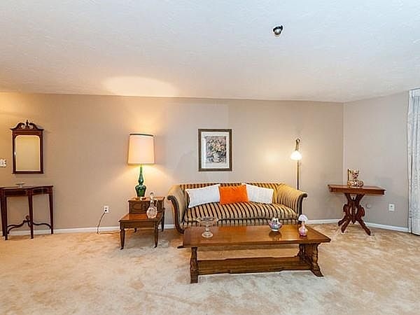 1st image of 107 Ethyl Way APT D