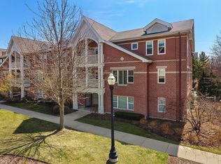 433 55th St #B, Kenosha, WI 53140