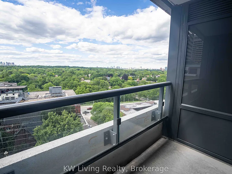 609 Sherbourne St #1105 — Photo 21