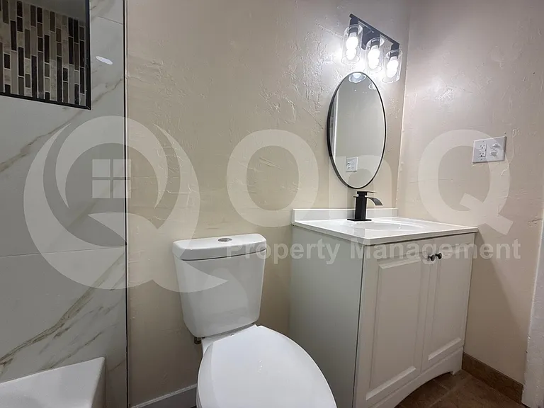 1846 W Caravelle Rd — Photo 20