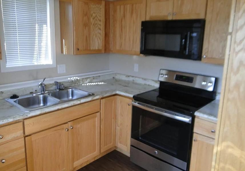 2nd image of 1311 N Dakota Ave #2