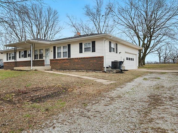 3rd image of 84 S Rock Ridge Street