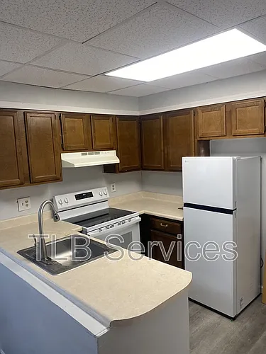 563 Washington Ave #1E Photo 1 563 Washington Ave #1E Photo 1