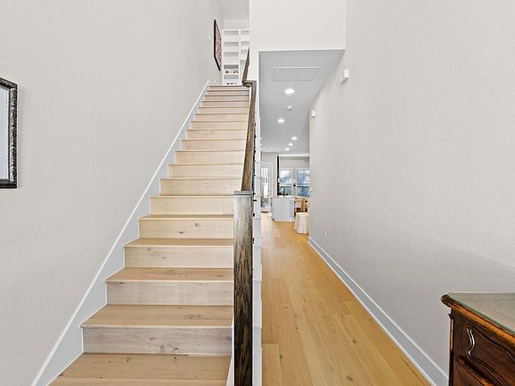 5th image of 4323 Spicewood Springs Rd #6