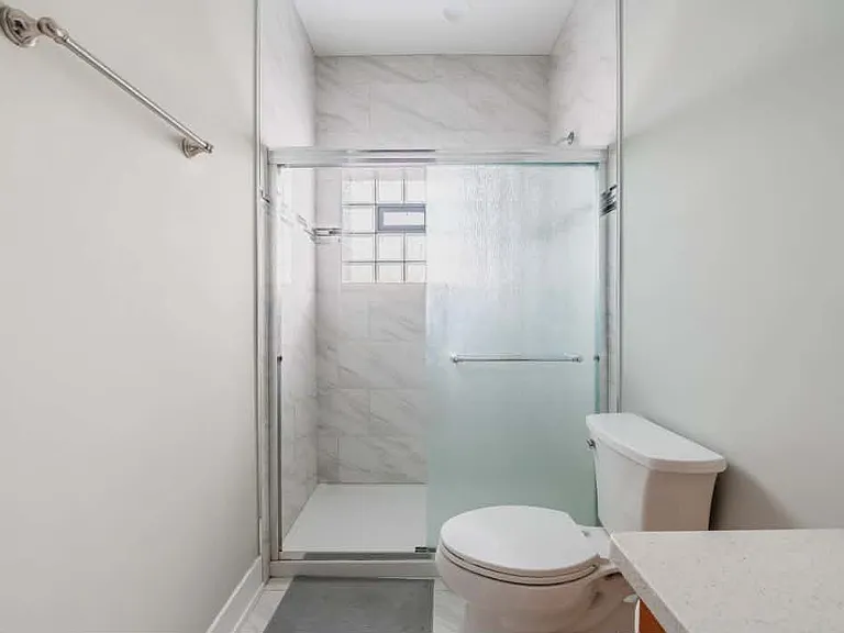 1119 S Loomis St #201 — Photo 14