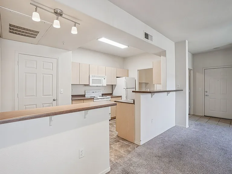 Allegro Apartments — Photo 30