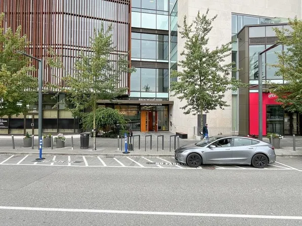 4650 Brentwood Blvd #4911, Burnaby, BC V5C 0M3