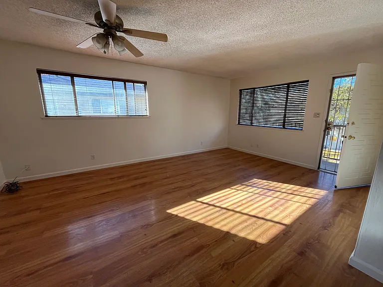 2701 Bidwell St #4 — Photo 5