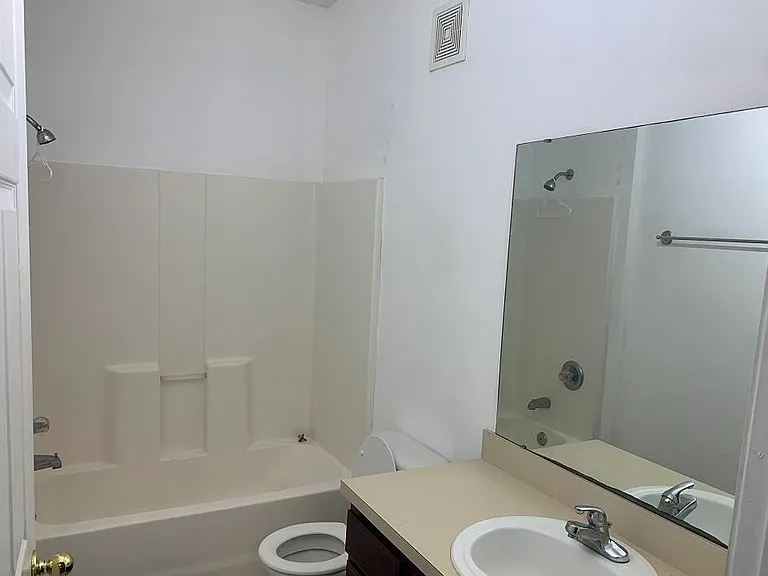 3631 Kirkpatrick Cir #6 — Photo 12