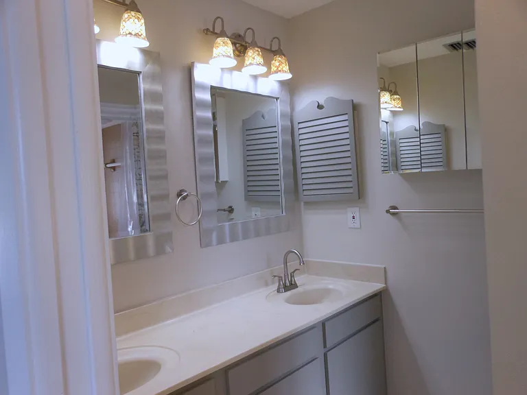 3416 Avenida Madera — Photo 21