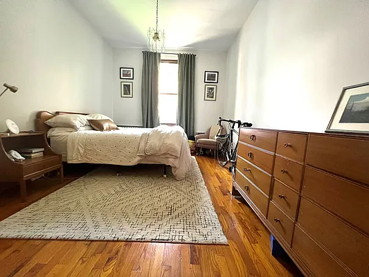 Rented by Corcoran | media 6