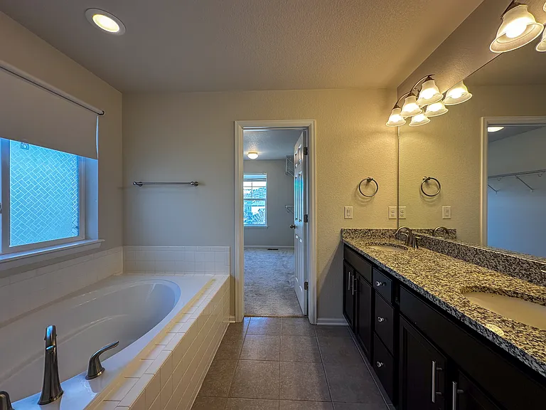 3405 Scaup Trl — Photo 32