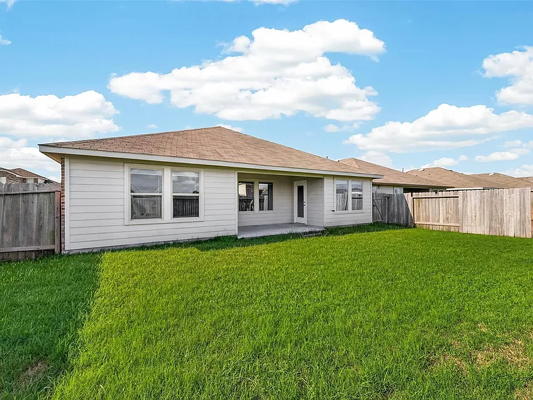 21422 Chester Cliff Ln — Photo 43