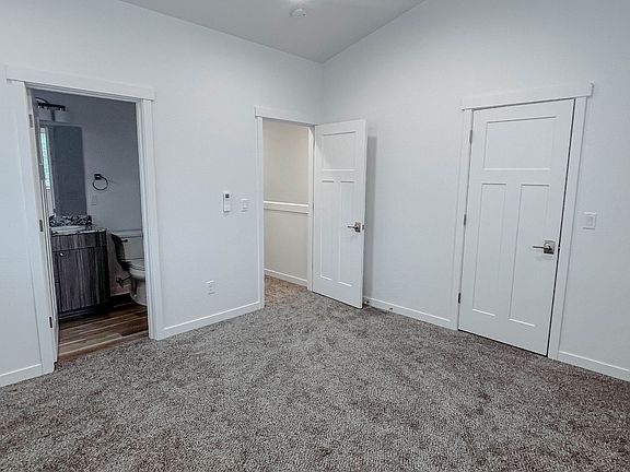5th image of 441 Talent Ave #11184462