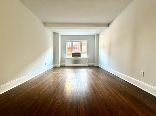 1080 Amsterdam Ave #5O2