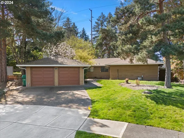 14470 SW Daphne St, Beaverton, OR 97008