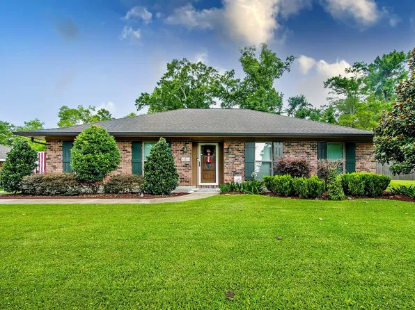 251 Lake Crescent Cir, Houma, LA 70360