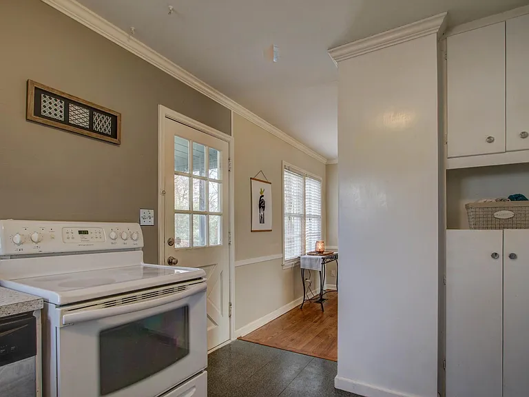 2671 S Oswego Pl — Photo 4