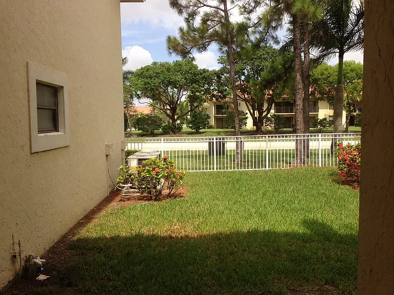 1440 Windorah Way #D — Photo 15