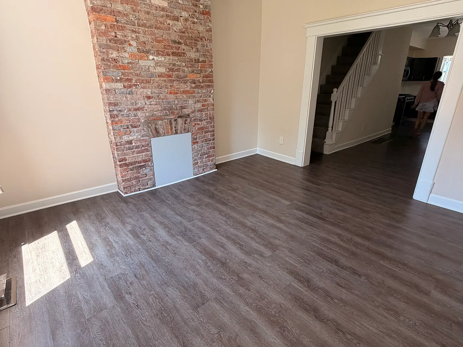 3 bed, 1100 sqft, $1,650 — Photo 4