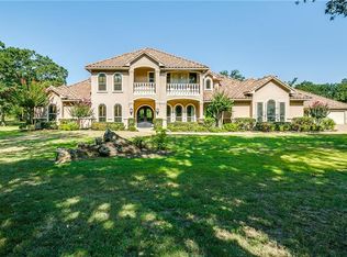 166 Ranchway Dr, Burleson, TX 76028