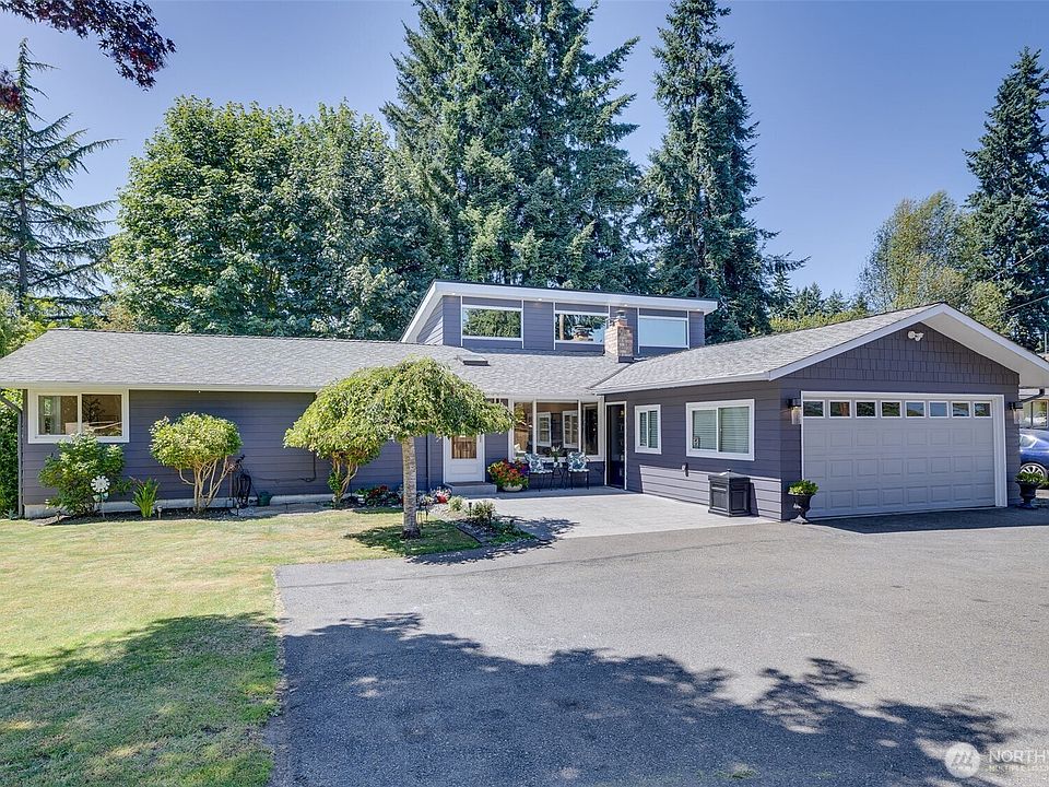1st image of 20932 3rd Avenue W