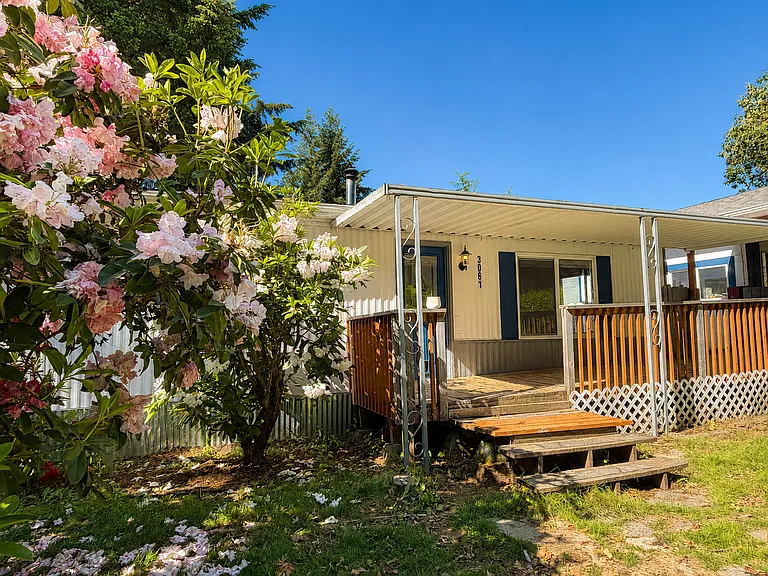 3061 SE Maple St — Photo 4