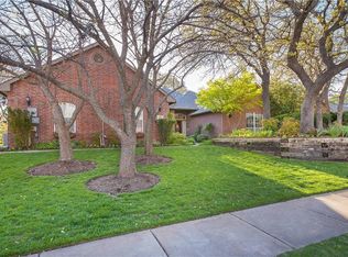 708 Fox Hill Dr, Edmond, OK 73034