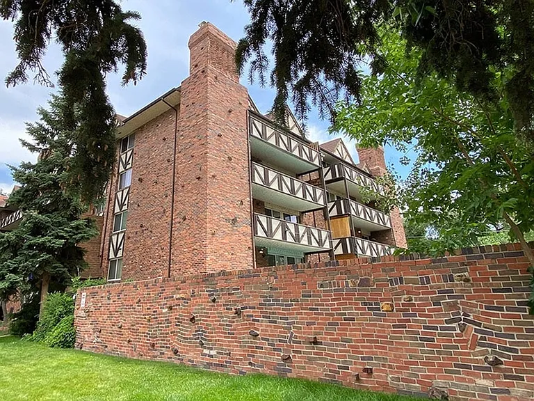 wh_parkbonfoy_exterior3_1200x675