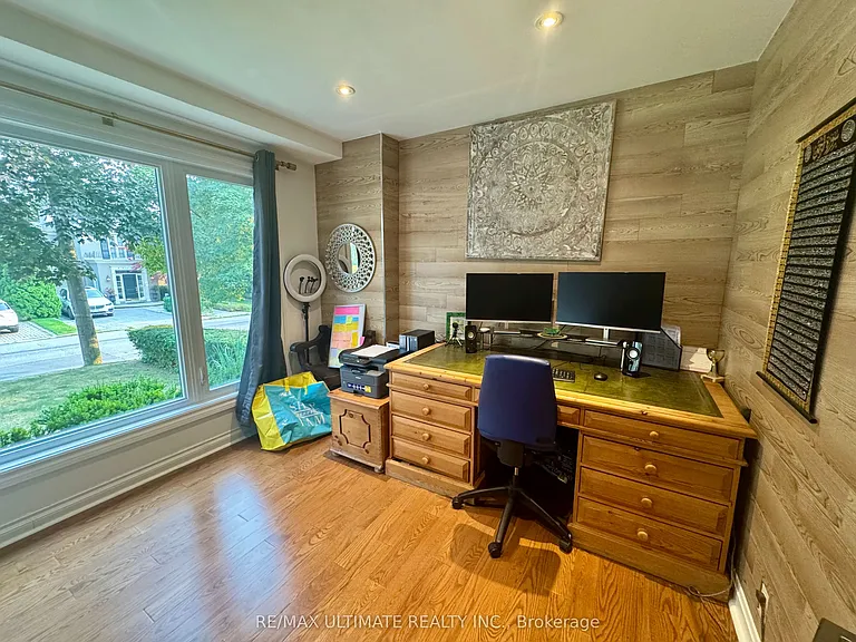 10 Noel Ave — Photo 9