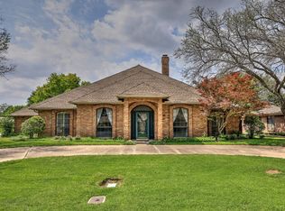 6712 Deep Valley Ln, Fort Worth, TX 76132