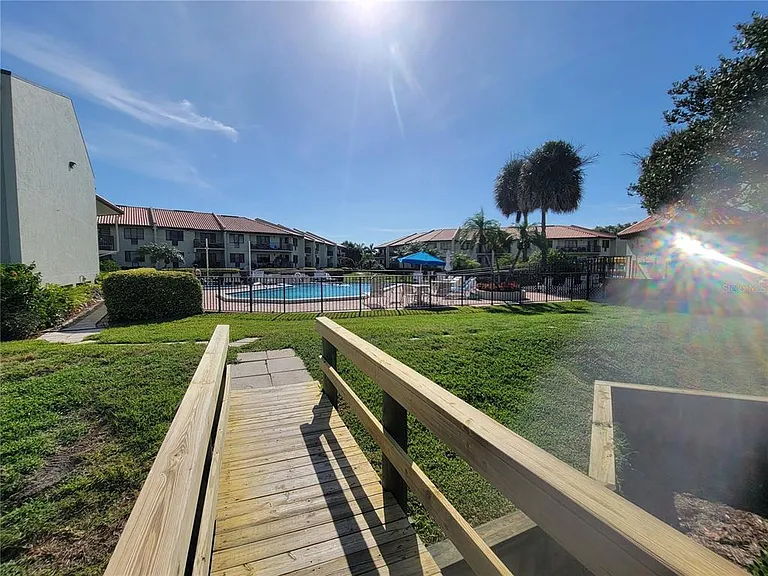 1515 Pinellas Bayway S #38 — Photo 3