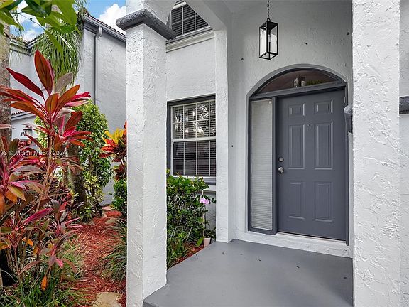 4th image of 11750 NW 1st Ct