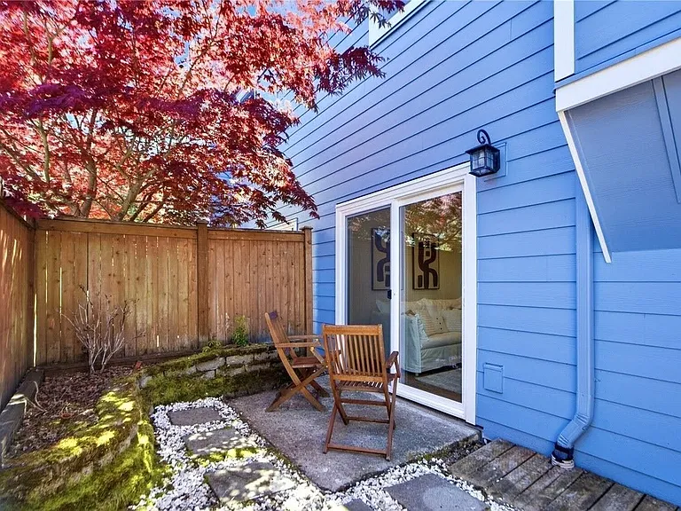 131 146th Ave SE — Photo 11