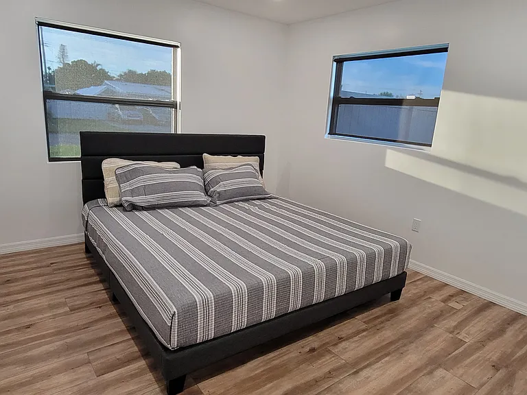 3407 Oxford Dr W — Photo 10
