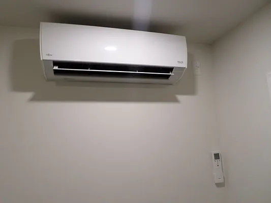 Rented by J Misrahi Realty Corp | media 11