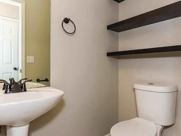 3602 Sussex Ct — Photo 17