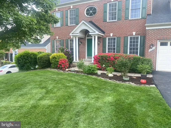 5139 Gagne Ct, Fairfax, VA 22030