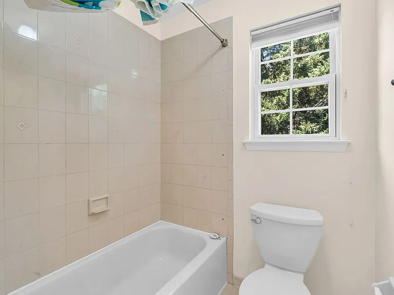 6 Marybeth Ct — Photo 36