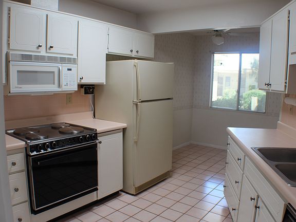4th image of 13805 N 111th Ave