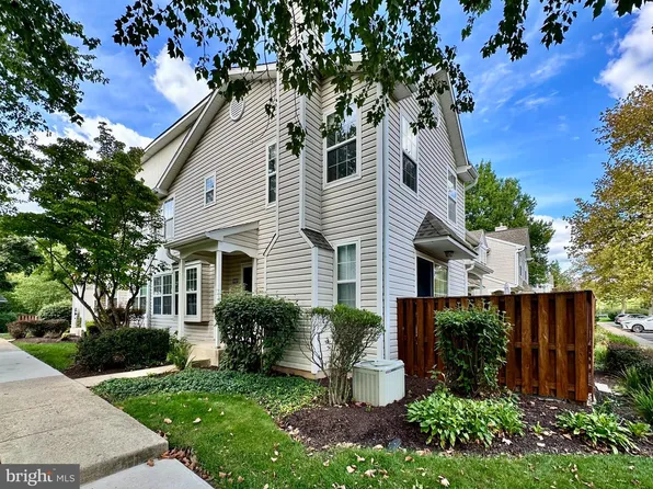 9102 Sheffield Dr, Yardley, PA 19067