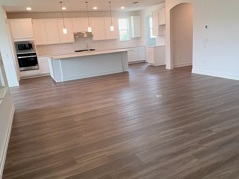 1820 Whispering Pines Dr — Photo 5