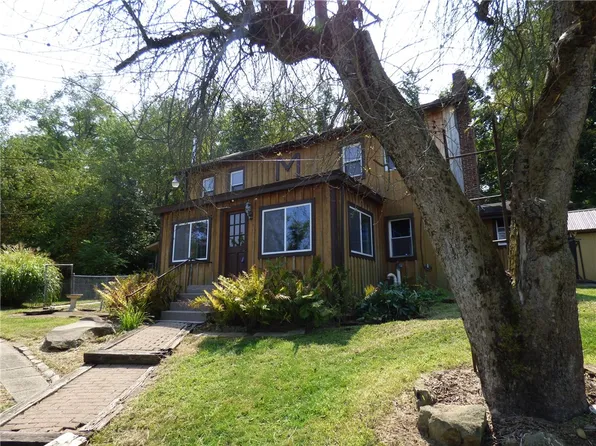 200 Shearer Rd, New Kensington, PA 15068