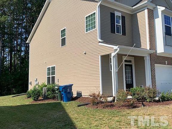 3rd image of 15 Grifton Pl