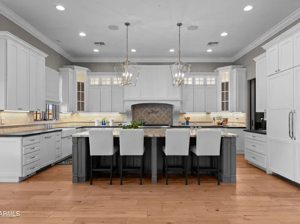 4909 N 45TH Place, Phoenix, AZ 85018