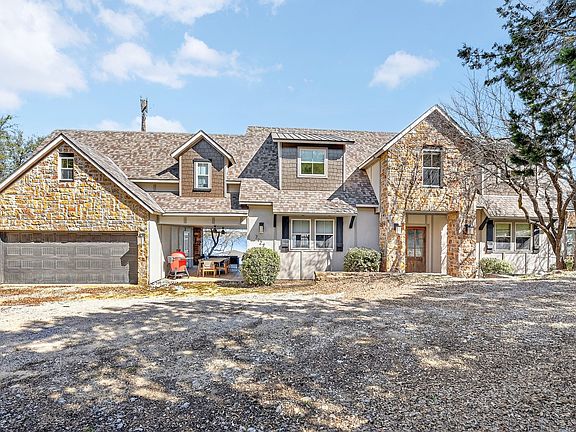 3rd image of 2127 Trail Ridge Rd #1