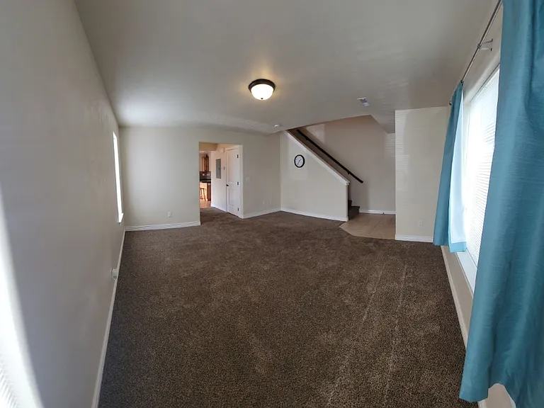 550 Sunflower Rd — Photo 3