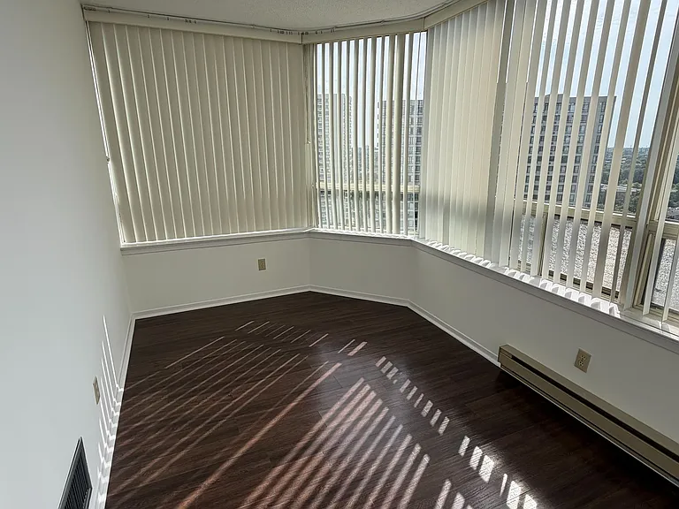 175 Bamburgh Cir #1609 — Photo 7