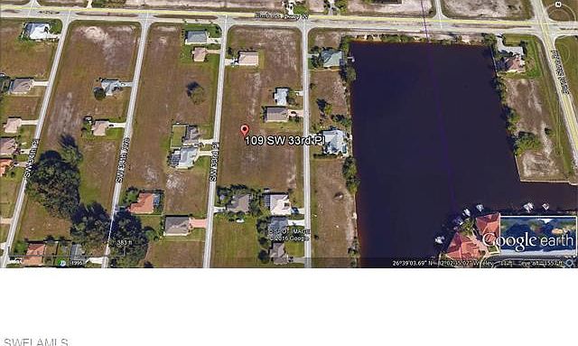 1st image of 109 SW 33rd Pl