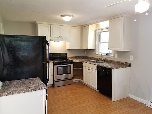 2nd image of 5 Pineland Dr #5